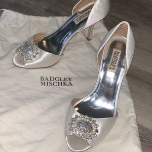 Badgley Mischka shoes size 9